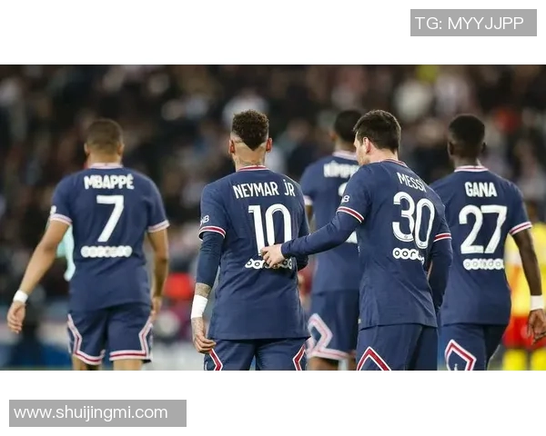 斯特堡主场迎战雷恩双方争夺关键三分展现实力较量